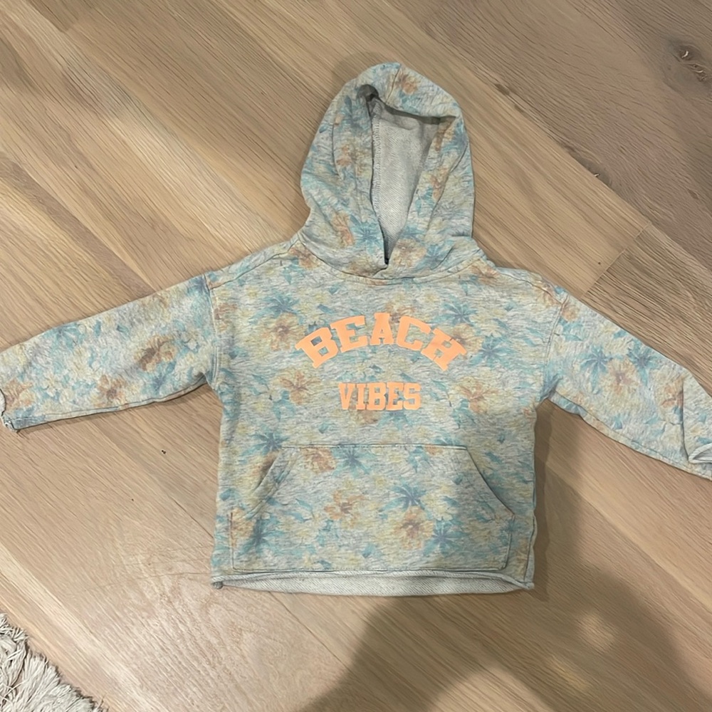 Art class “Beach Vibes” hoodie - pastel flower print with peach lettering